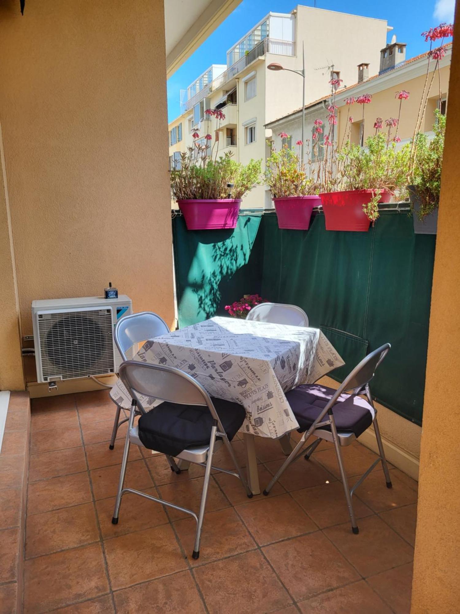 Ferienwohnung Coeur D'Azur Saint-Laurent-du-Var Exterior foto